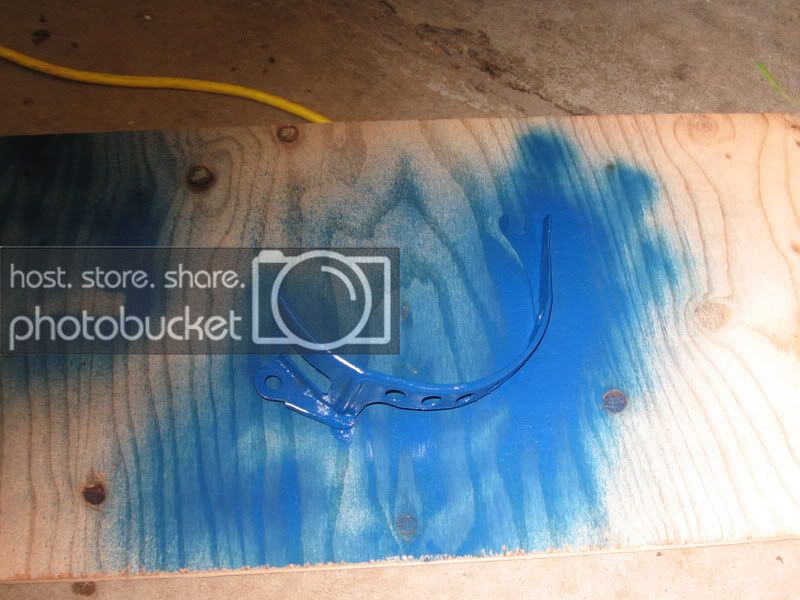 SprayPaintingaltbracket.jpg
