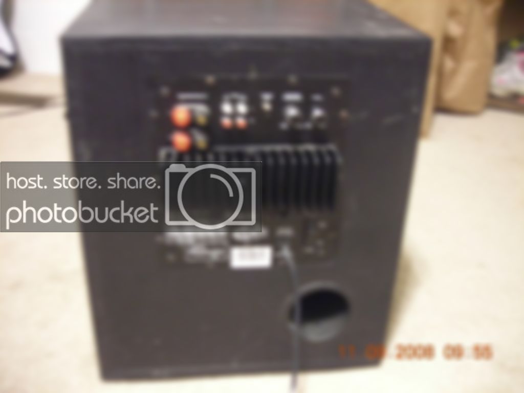 newtraxxas33rtrandhometheater008.jpg