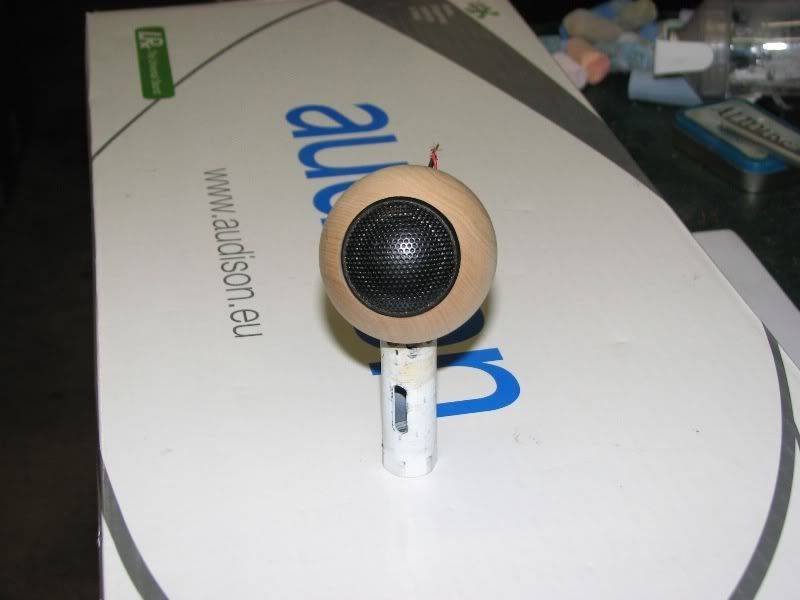 tweeterspheres2005.jpg