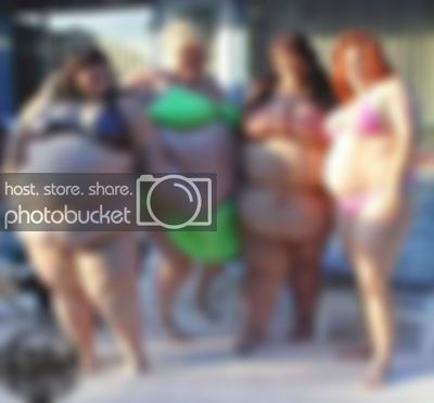 FatGirl_FatFriday_Swimsuit_10Nov06.jpg