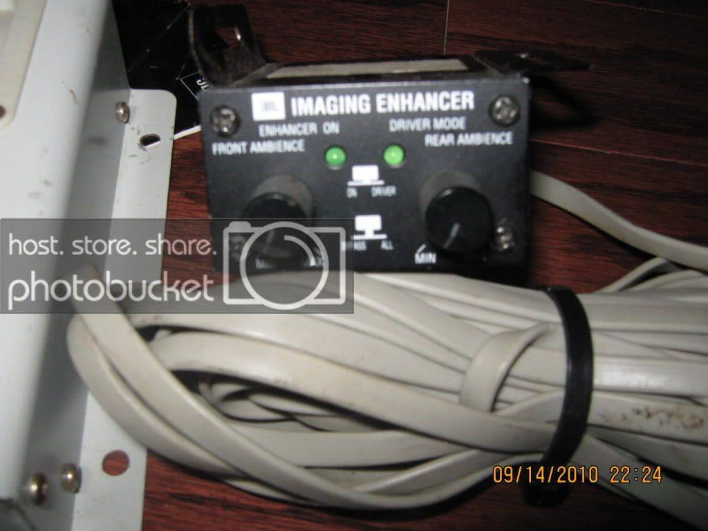 jbl003.jpg