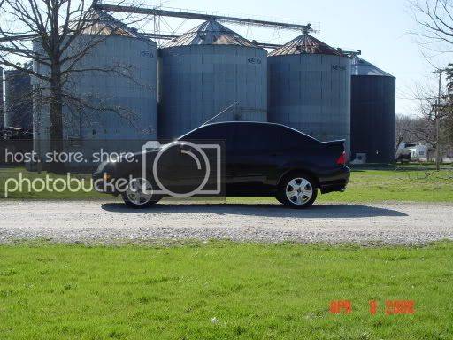 Carsplusoldpicsofdriveway216.jpg