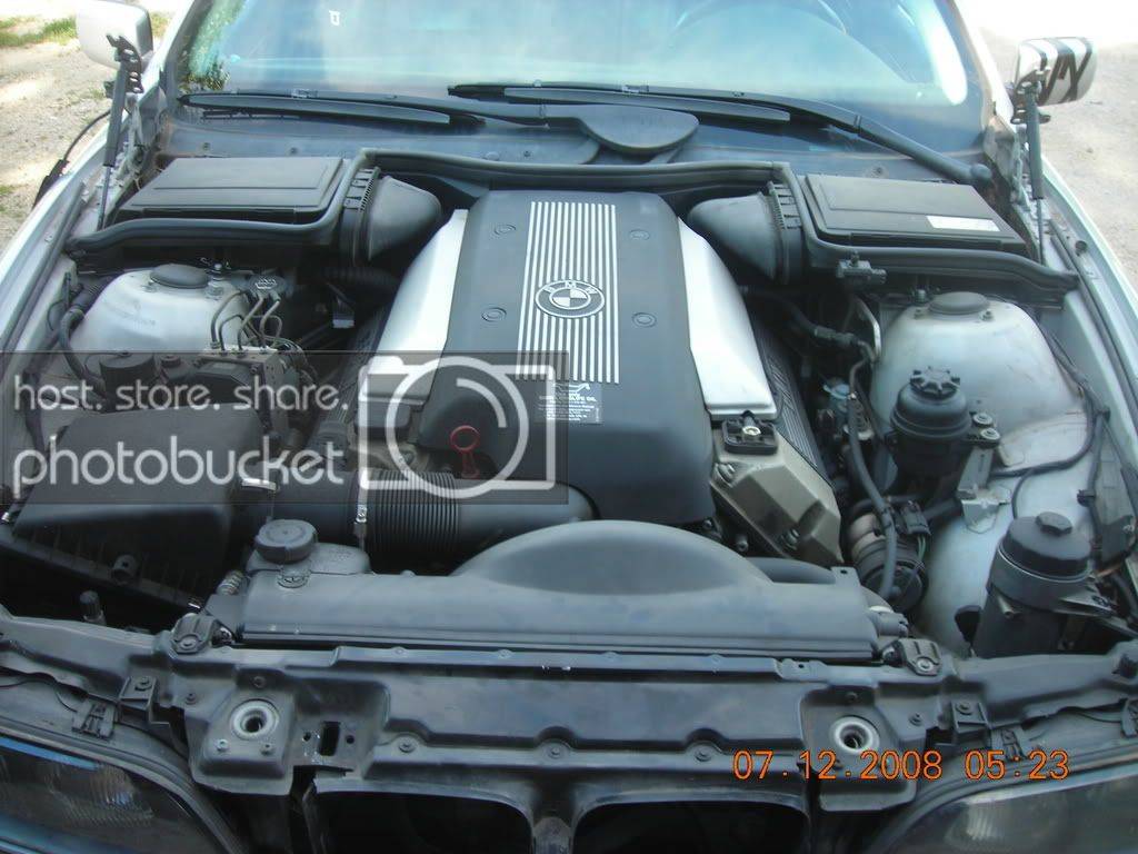 MyBMW540i026.jpg