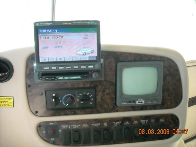 010.jpg
