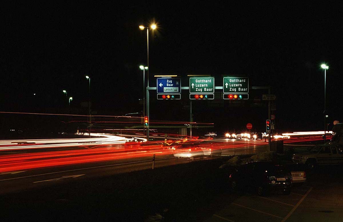 night-traffic-lights-8i.jpg