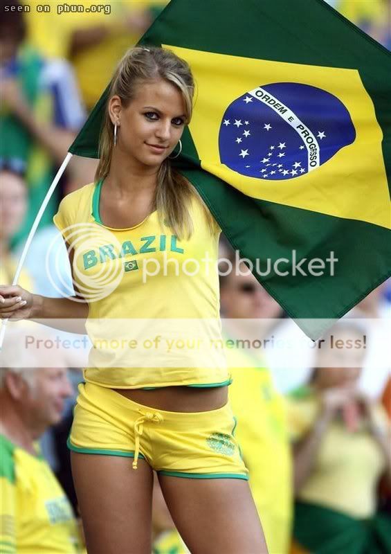 sexy_soccer_fans_07.jpg