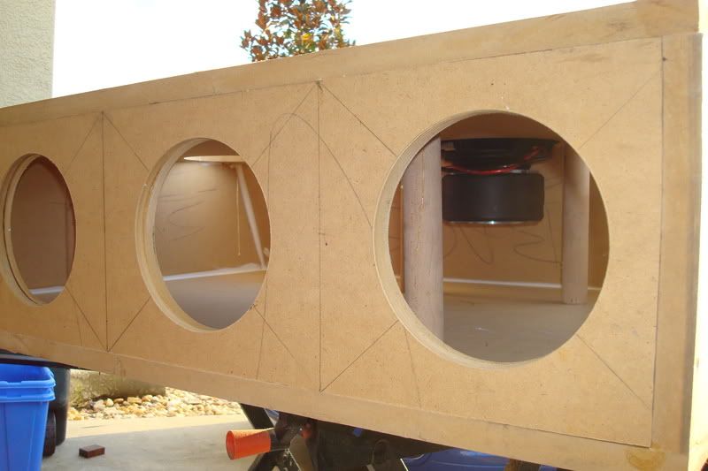 Box004-1.jpg