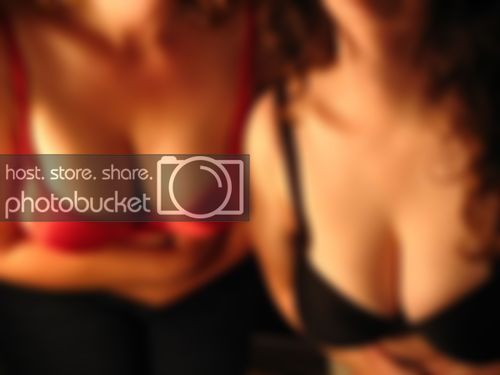 cleavage_woman_girls_2917_l.jpg