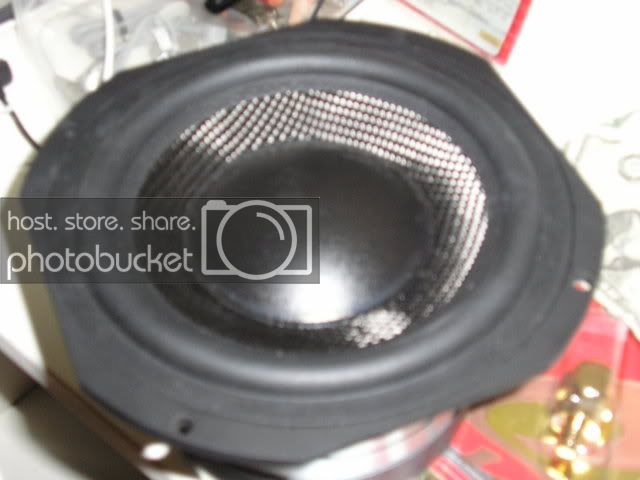 speakers004-1.jpg