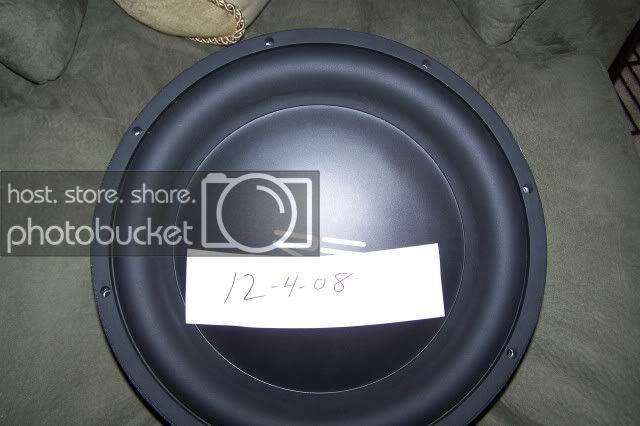12-4-08039.jpg