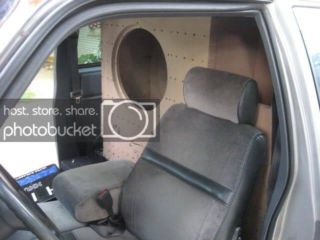 Dakotawallbuild029.jpg