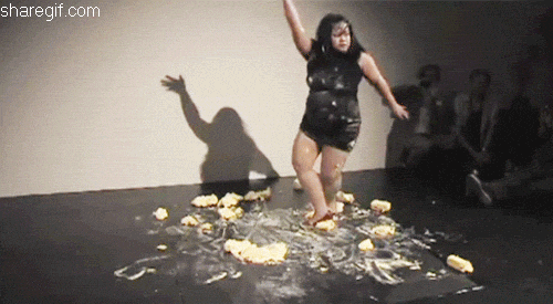 fall-giffail-giffat-girl-gif.gif