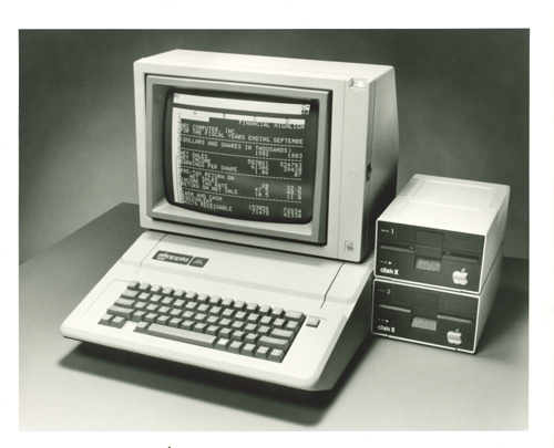 Apple_IIe.102630895.lg.jpg