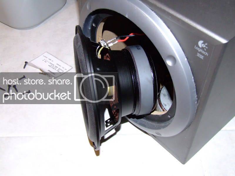 Logitech1.jpg