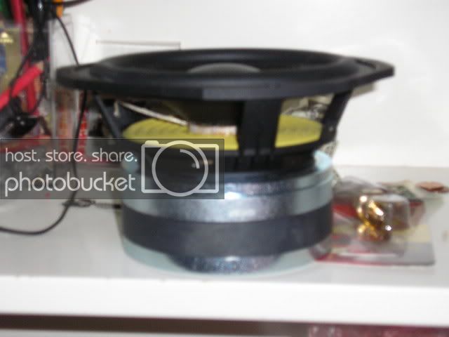 speakers003-1.jpg