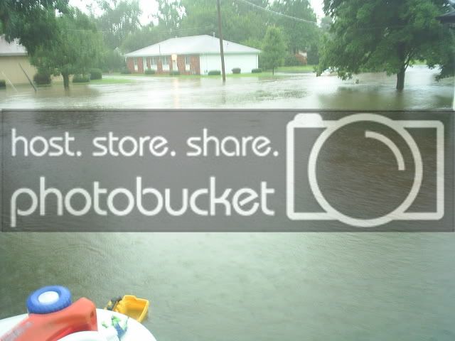 picsofflood001.jpg