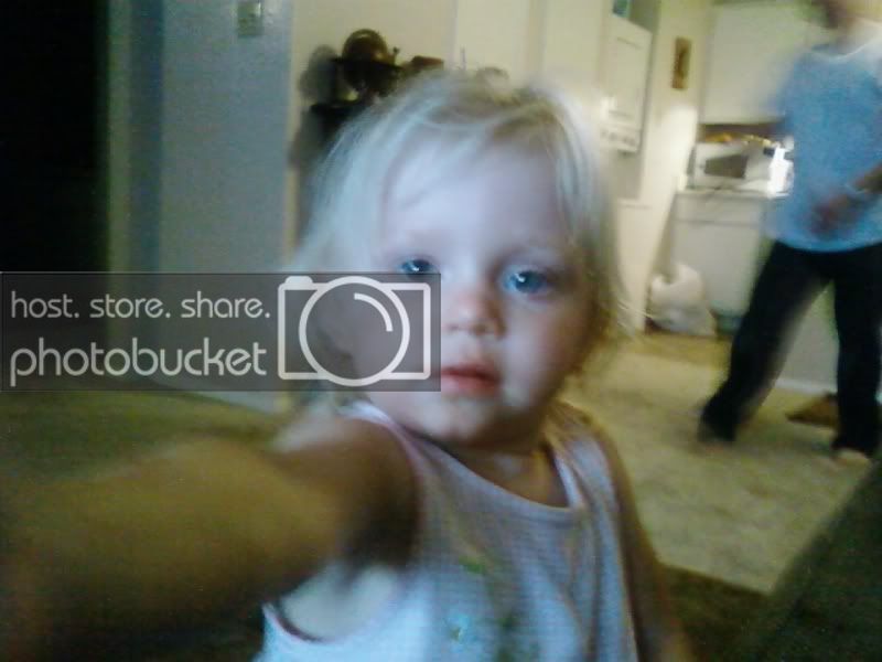 OMGShesacutie-MiaTXDecember2008age2.jpg