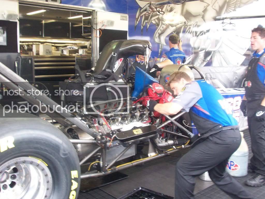 nhra011.jpg