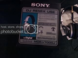headphones.jpg