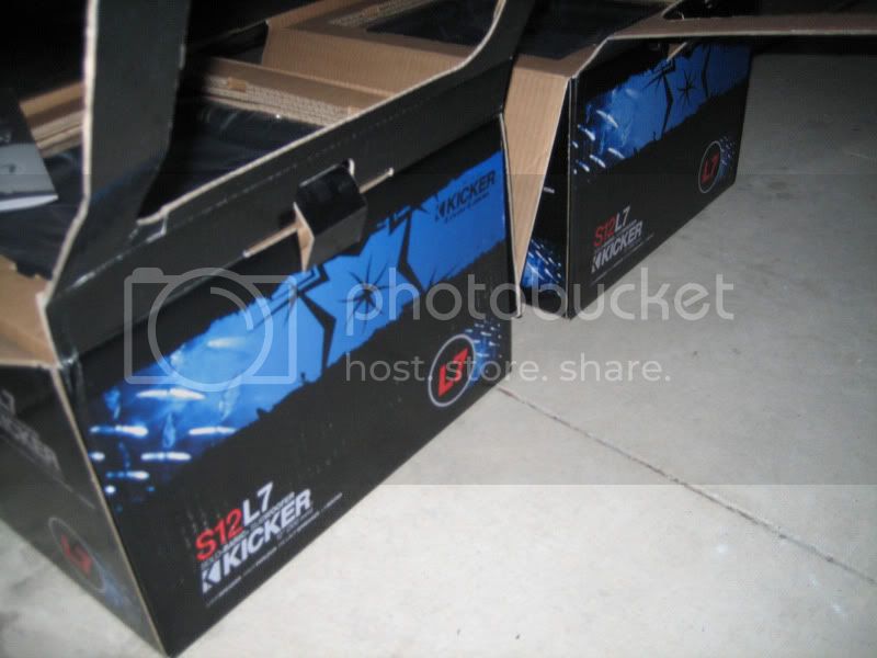 Kickersubs2.jpg