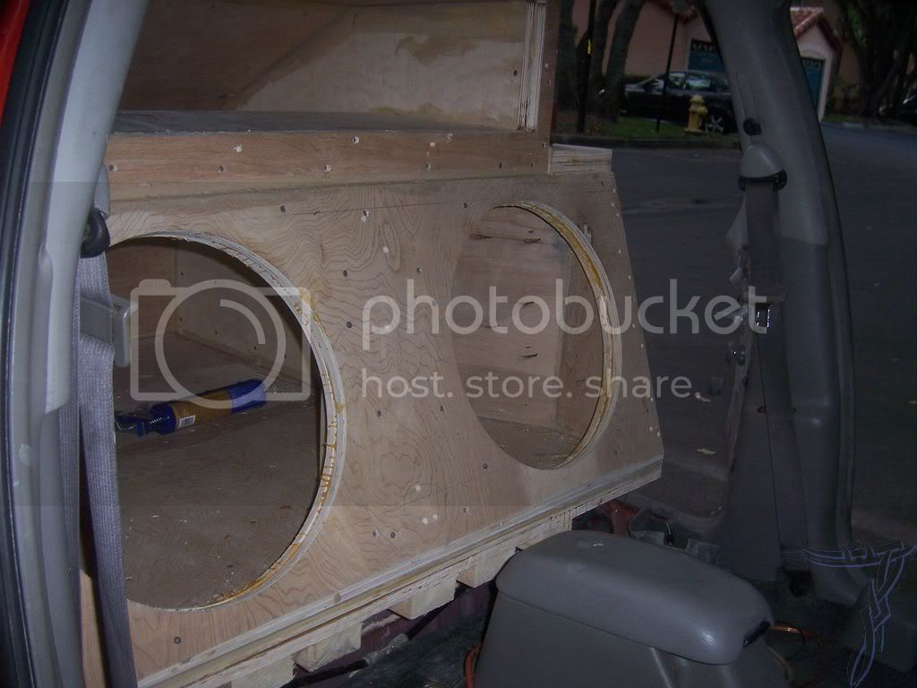 05-09060WallBuild.jpg