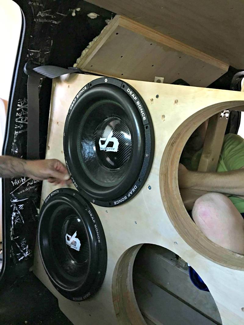 wMmZG35.jpg
