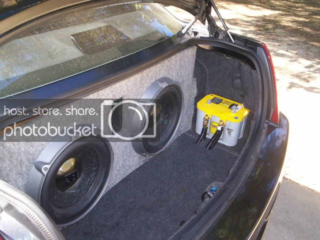 KeishasChrysler300Subsandbatterymounted.jpg