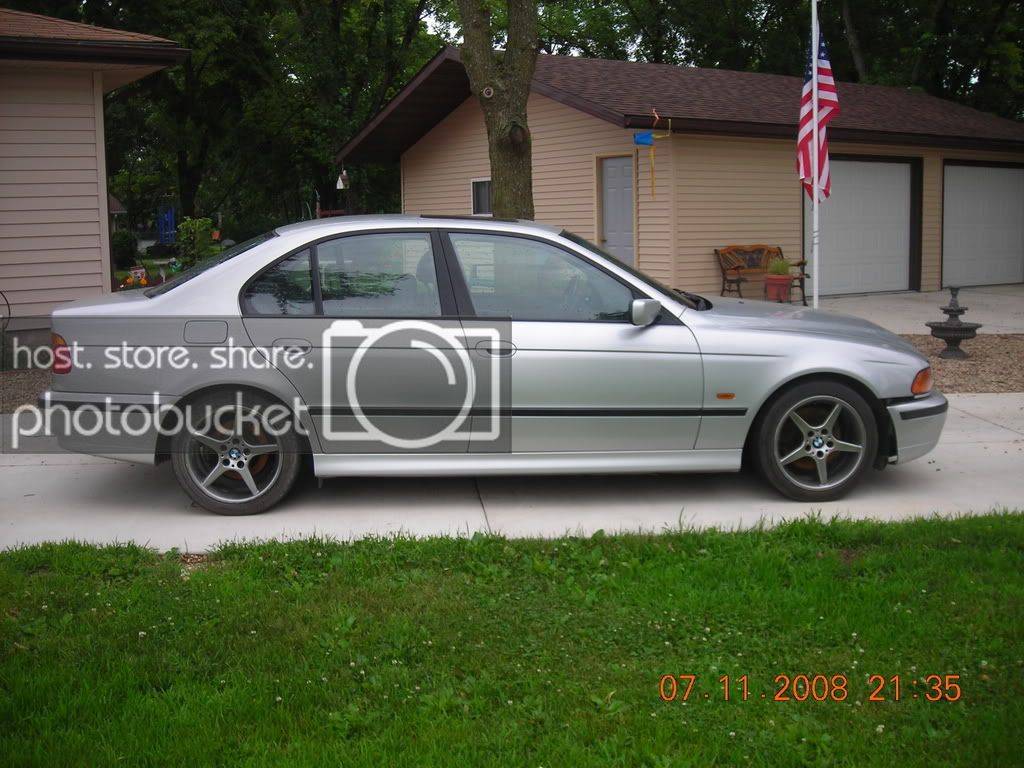 MyBMW540i002.jpg