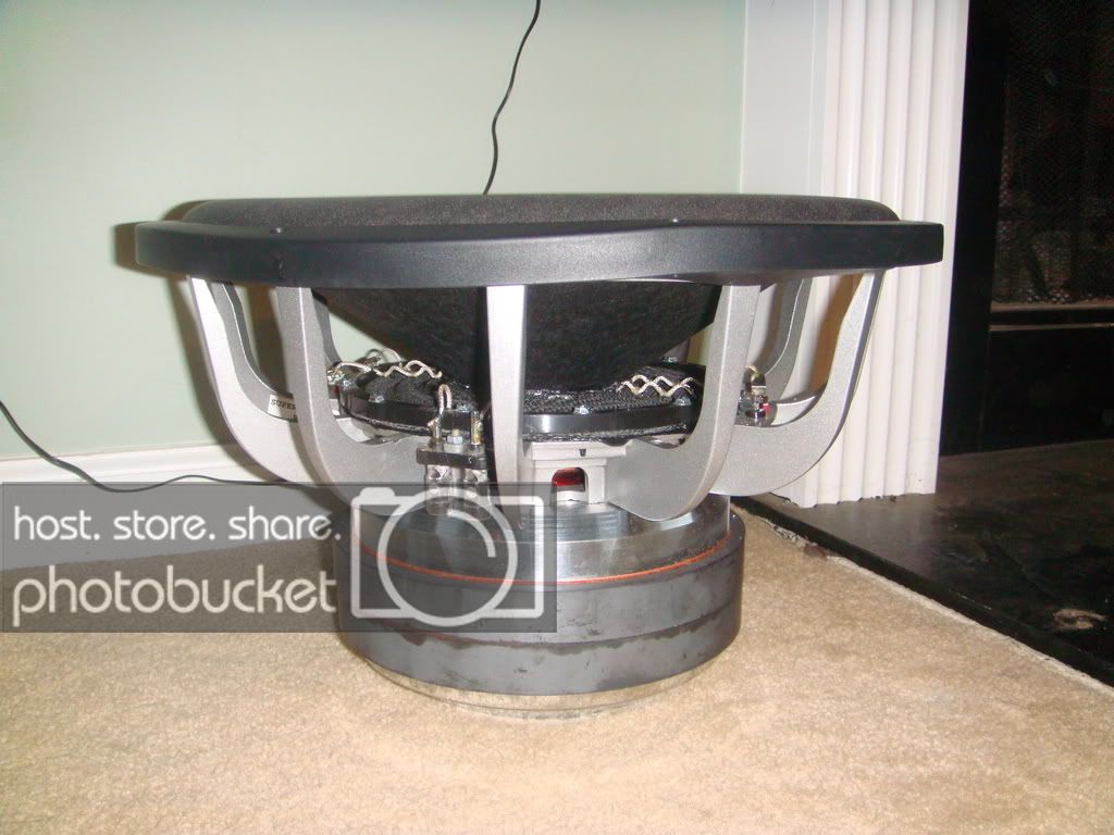 18inchAlphasbox002.jpg