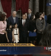 fW8lPax.gif