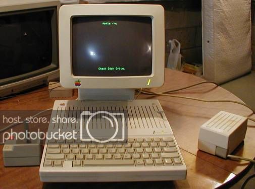 AppleIIc_zpsfbe200aa.jpg