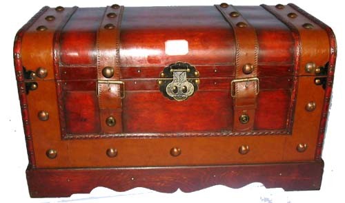 Wooden-Antique-Big-Trunks-GB-489-.jpg