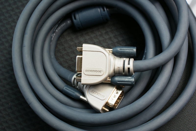 VGACable.JPG