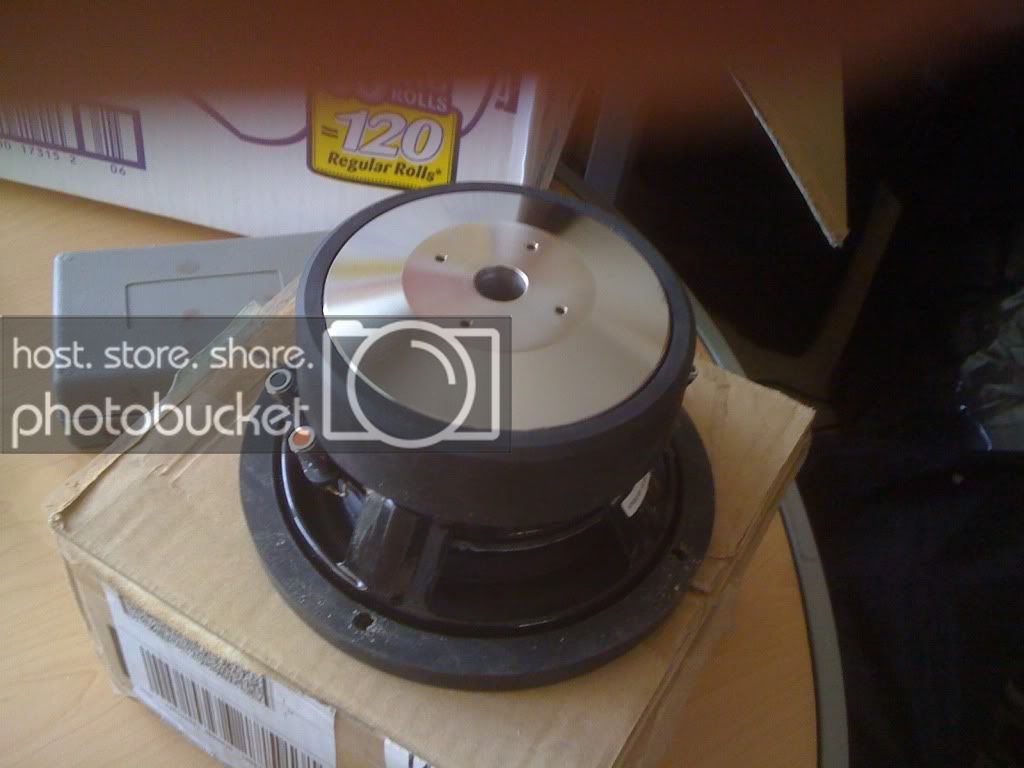 2012605f.jpg