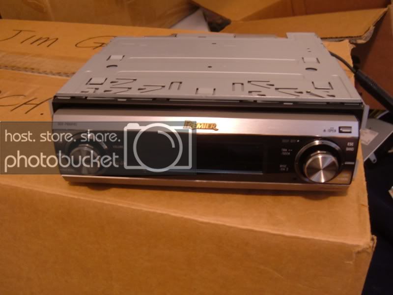pioneer880.jpg