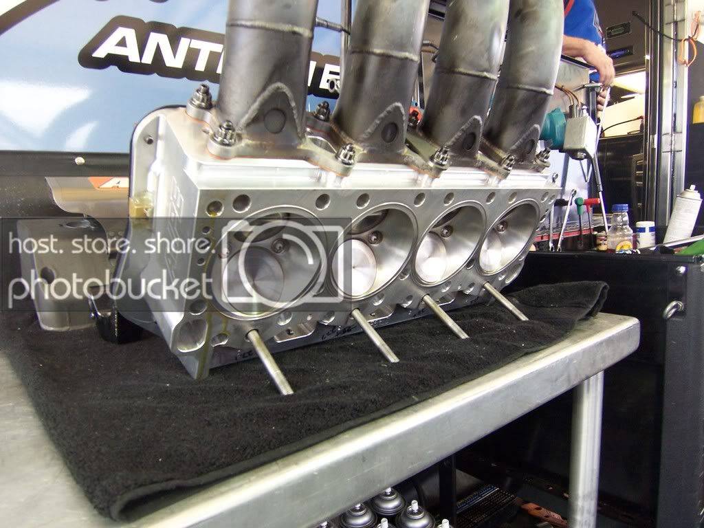 nhra008.jpg