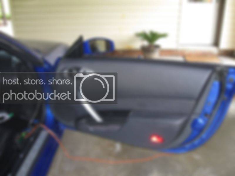 rightdoor2.jpg