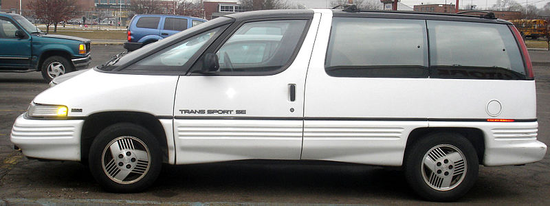 800px-Wiki_cars_210.jpg