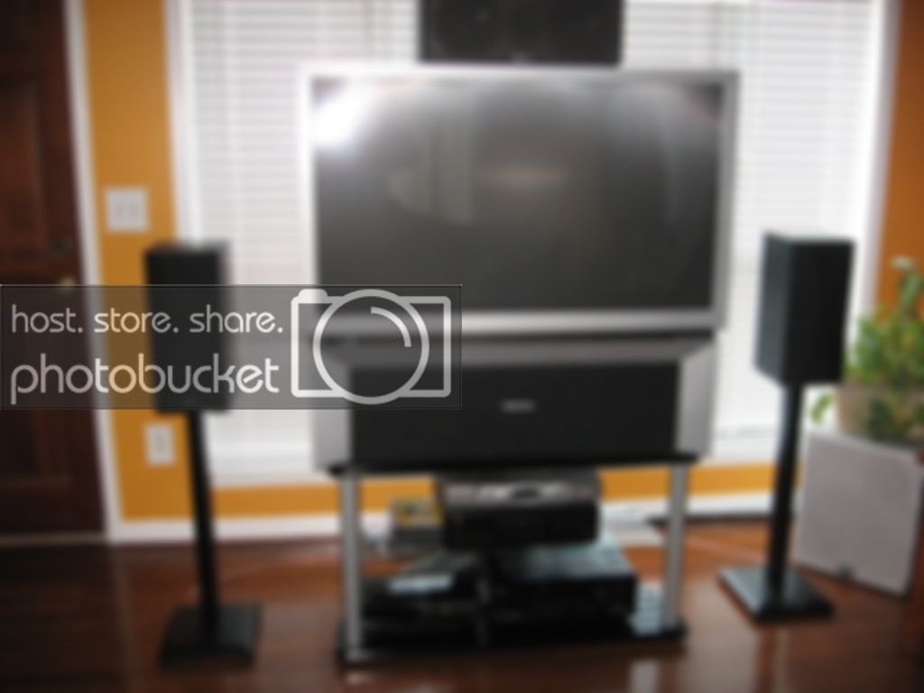 HomeTheater002.jpg