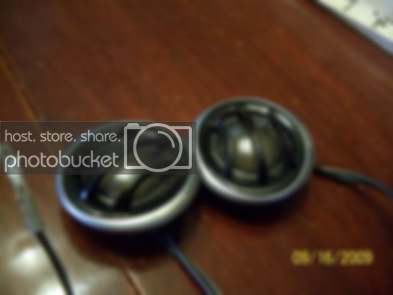 speakers008.jpg