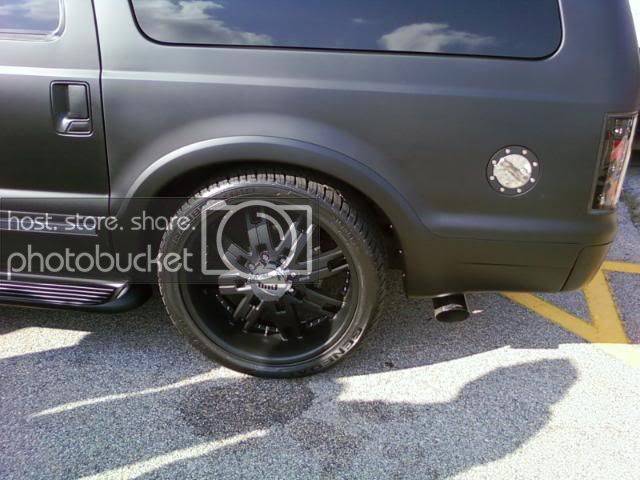 10-4-09NESPLCarShow045.jpg