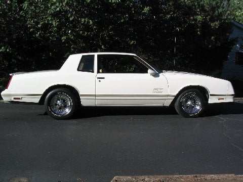 7112-1988-Chevrolet-Monte%20Carlo.jpg